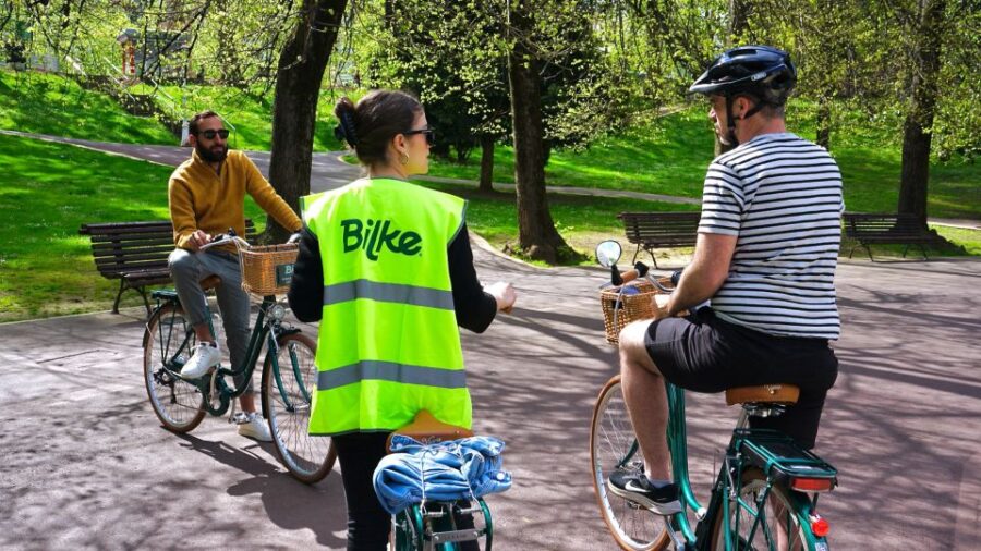 Bilbao: City Highlights Guided Bike Tour - Tour Overview and Details