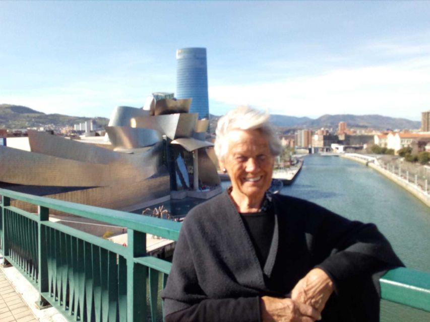 Bilbao: Historical and Architectural Walking Tour - Overview of Bilbaos Design