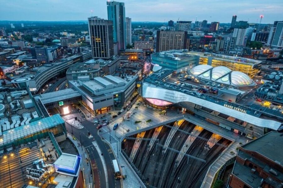 Birmingham : Private Custom Walking Tour With a Local Guide