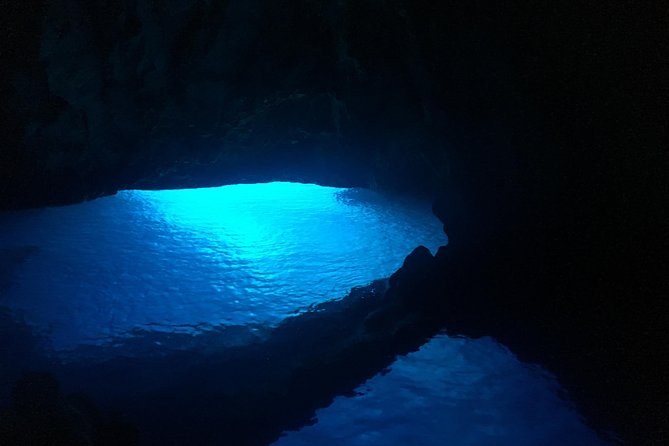 blue-cave-5-islands-tour-from-hvar-included-in-the-tour