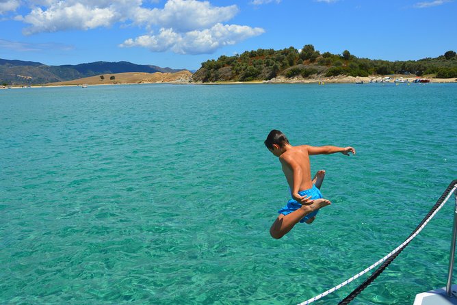 Blue Lagoon-Vourvourou Lunch Cruise From Ouranoupolis