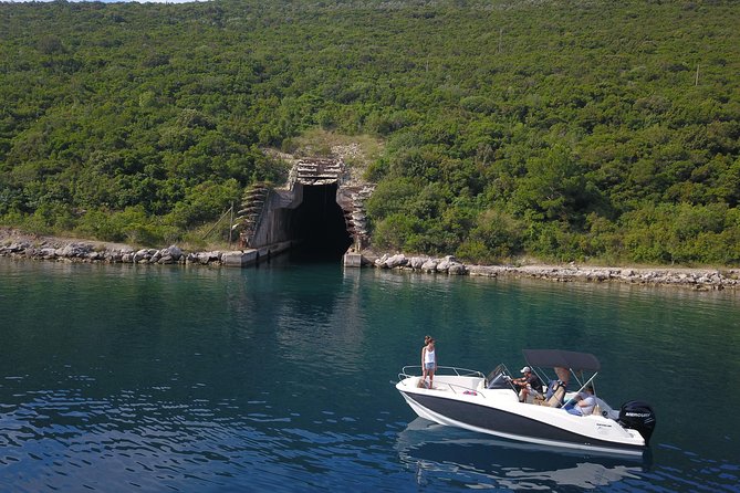 Boat Tour to Lady of the Rock , Submarine Base & Blue Cave Swim