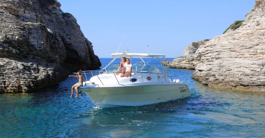 bonifacio-boat-trip-to-la-maddalena-lavezzi-islands-bouches-de-bonifacio-international-marine-park