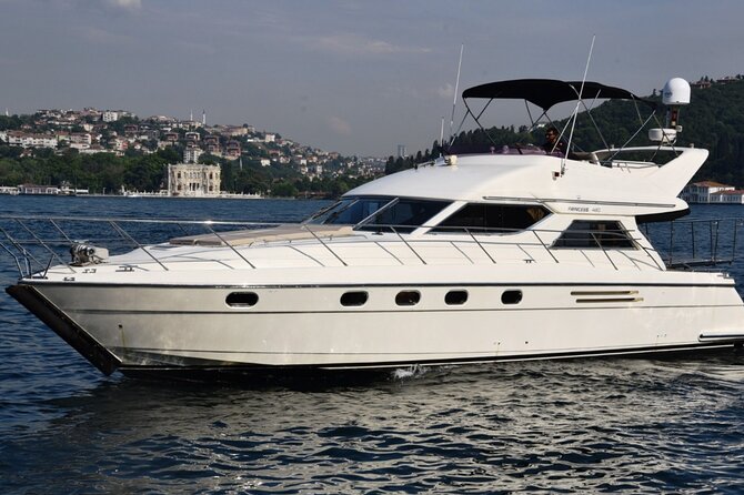 Bosphorus Dinner / Lunch Cruise - Private and Customizable - Experience Istanbuls Luxury Yacht Tour