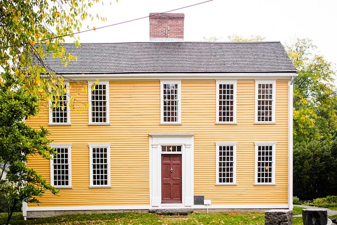 Boston Lexington and Concord Revolutionary War Full Day Tour