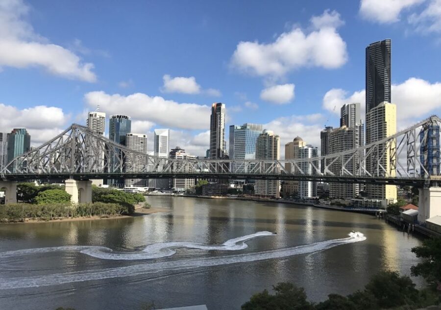 Brisbane Airport Private Transfer Service to Brisbane City - Service Overview
