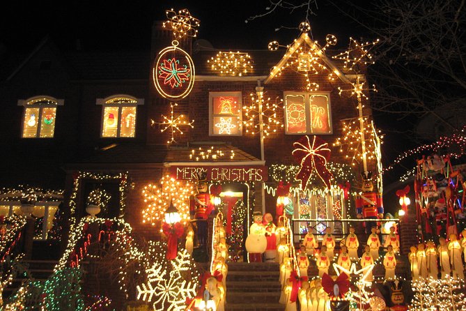 Brooklyn Dyker Heights Christmas Wonderland Bus Tour - Overview of Dyker Heights