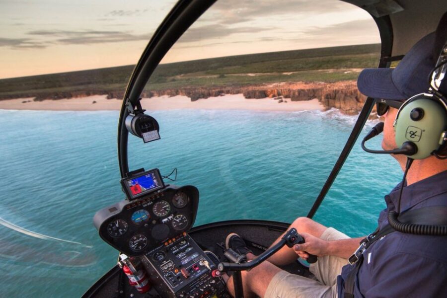Broome: Cliffs & Coast 60 Minute Scenic Helicopter Flight