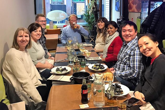 Brussels Discovery Tour: Belgian Food, Chocolate, Waffles, Beer, Sightseeing - Tour Overview