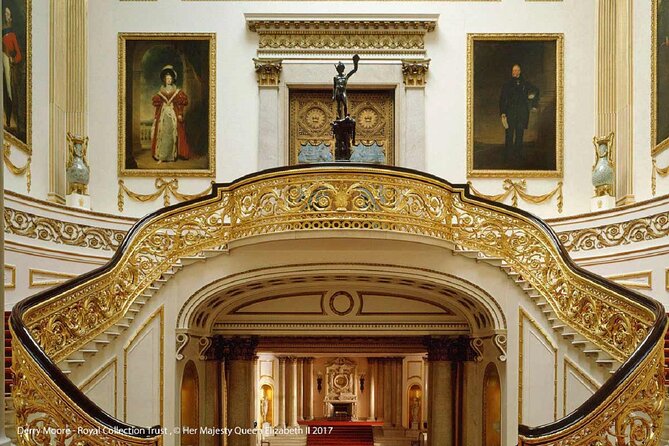 Buckingham Palace Entrance Ticket & British Royalty Guided Tour - Overview of the Tour