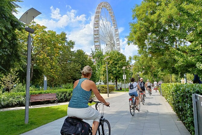 Budapest Bike Tour With Hungarian Goulash - Tour Overview