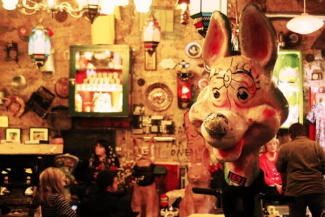 Budapest Ruin Bar Tour With Local Drinks & Street Food - Exploring Budapests Trendy Nightlife