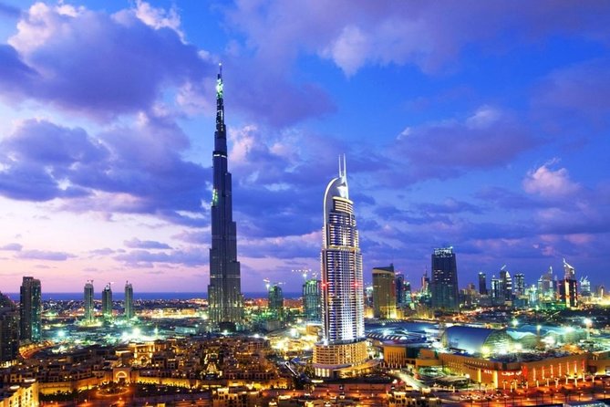 burj-khalifa-at-the-top-dubai-aquarium-combo-entrance-tickets-panoramic-views-of-dubai-and-beyond
