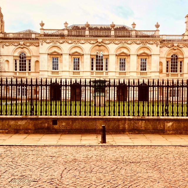 Cambridge: Guided Historic Walking Tour