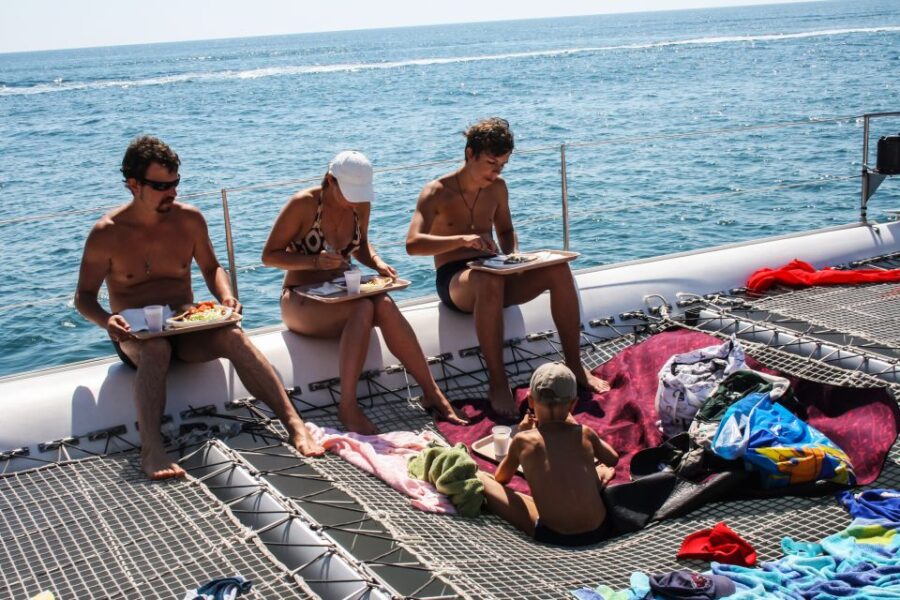 Cambrils: Costa Daurada Sail Catamaran Cruise