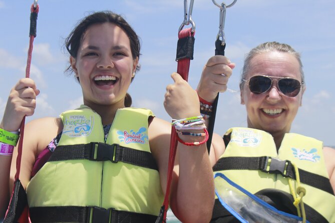 Cancun Jet Ski and Parasailing Tour With Transportation