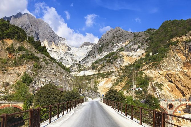 Carrara: Exclusive Marble Cave Tour Adventure in a 4x4