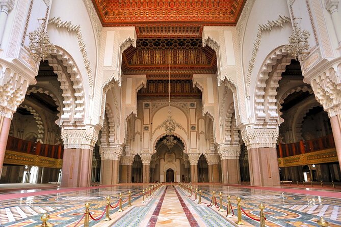 Casablanca Airport Layover Tour With Return to Airport or Hotel Dropoff