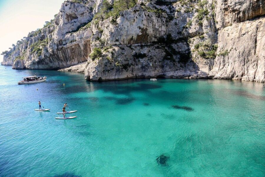 cassis-stand-up-paddle-in-the-calanques-national-park-natural-and-cultural-heritage