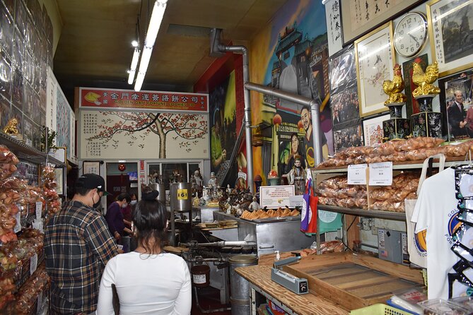 Chinatown Food & History Walking Tour - Small Group