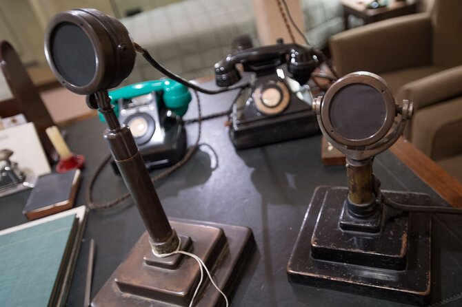 Churchill War Rooms Behind The Glass and Private Car Tour - Overview and Tour Highlights
