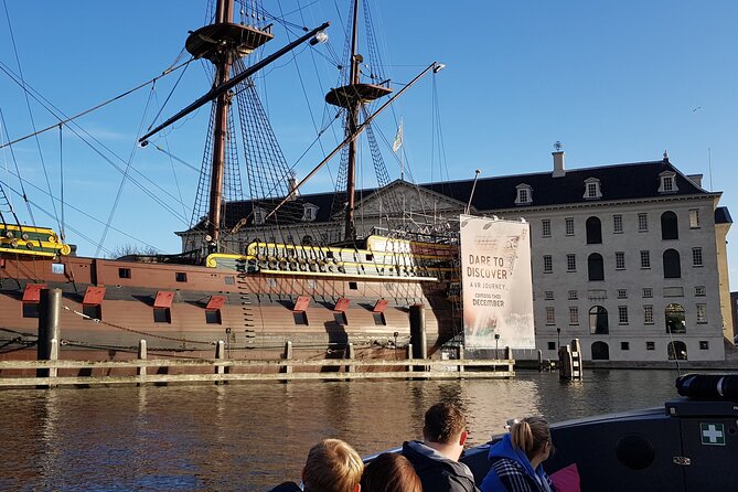 Classic Salonboat Tour in Amsterdam Including Cheese and Wine - Tour Description