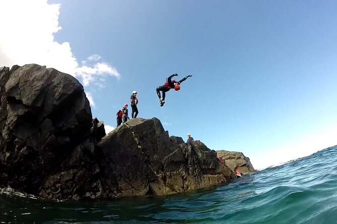 coasteering-on-irelands-wild-atlantic-way-overview-of-the-coasteering-experience