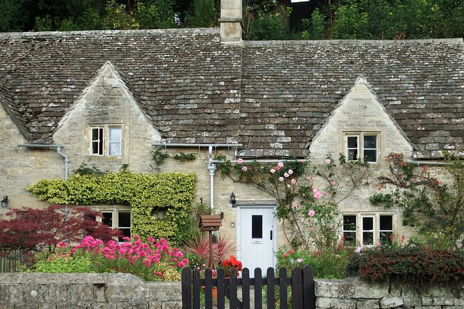 Cotswolds Experience - Full Day Small Group Day Tour From Bath ( Max 14 Persons)