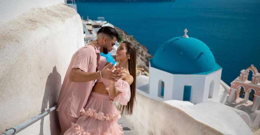 Couple Photoshoot With 50 Digital Edited Photos - Service Overview