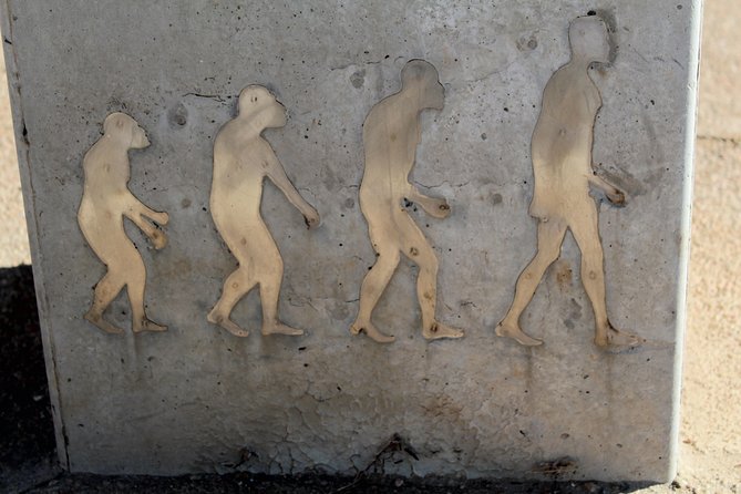 cradle-of-human-kind-tour-maropeng-and-wondercave-tour-exploring-the-cradle-of-humankind