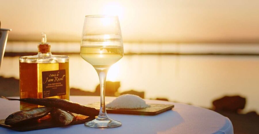 Culinary Demonstration With Gourmet Tasting in the Pink Lake - Event Details