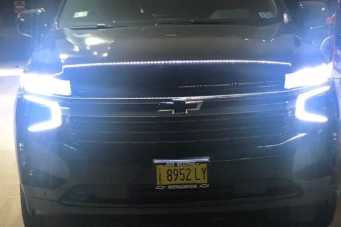 Curbside SUV Transfer From ORD to Downtown Chicago