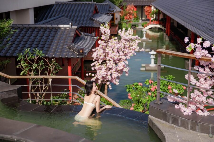 da-nang-mikazuki-water-park-365-with-onsen-e-ticket-onsen-at-mikazuki-water-park