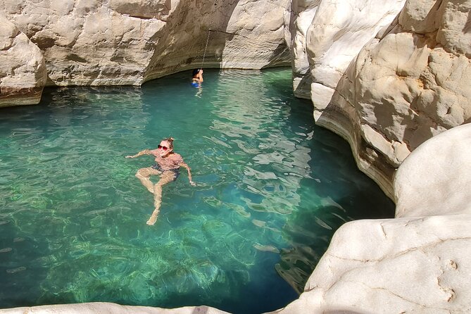 day-tour-to-wahiba-sands-desert-and-wadi-bani-khalid-desert-safari-tour-overview