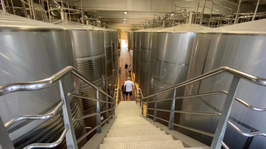 day-tour-wine-tasting-dinner-visit-to-local-liquor-factory-highlights-of-the-tour