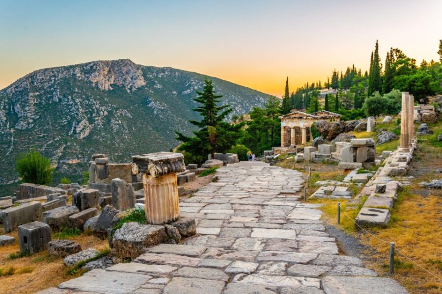 delphi-in-8-h-brilliant-private-shore-excursion-overview-of-delphi-and-shore-excursion