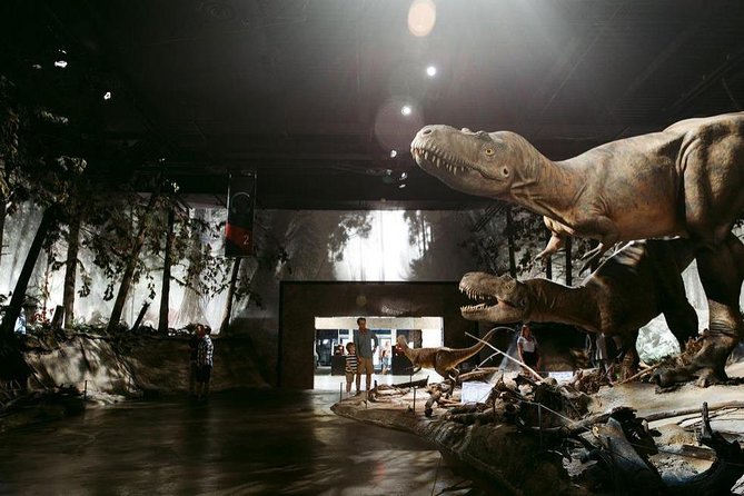 Dinosaur World 1 Day: Drumheller-Badland-Hoodoo-Mine National Historic - Included in the Tour