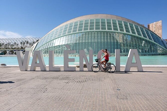 Discover Valencia Bike Tour - City Center Meeting Point - Tour Highlights