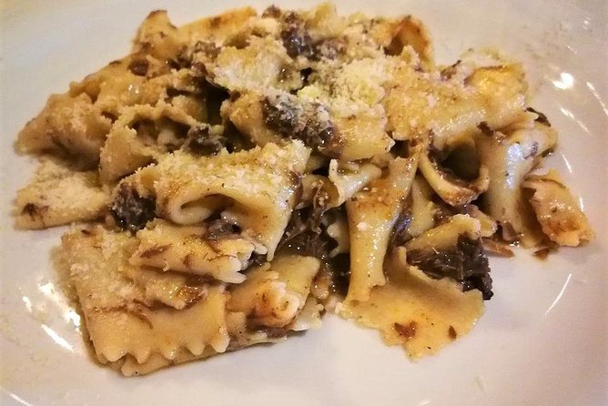 Do Eat Better Experience - Bergamo Traditional Food Tour