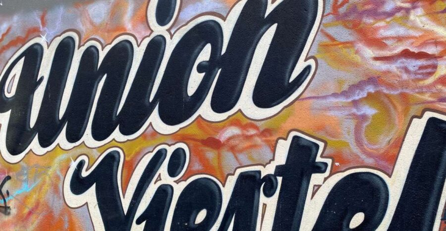 Dortmund: Street-Art and Foodie Self-Guided Walking Tour