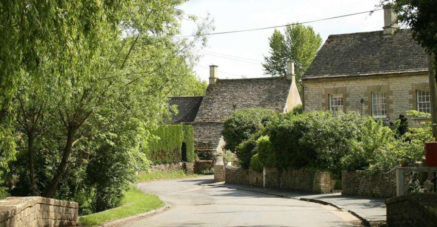 Downton Abbey Film Locations & Blenheim Palace Day Tour - Exploring Downton Abbey Filming Locations