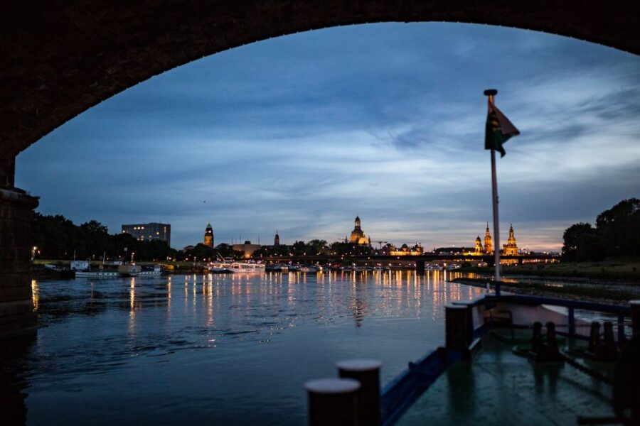 Dresden: Sunset Paddle Steamer Tour on the Elbe River