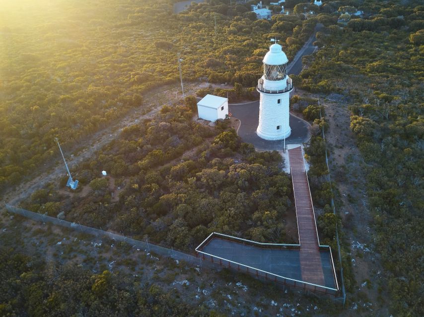 Dunsborough: Cape Naturaliste Lighthouse Guided Tour