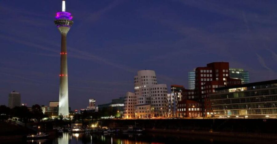 Düsseldorf: Private Custom Tour With a Local Guide