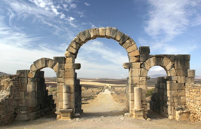fes-to-volubilis-moulay-idriss-and-meknes-private-day-trip-pickup-and-meeting-points