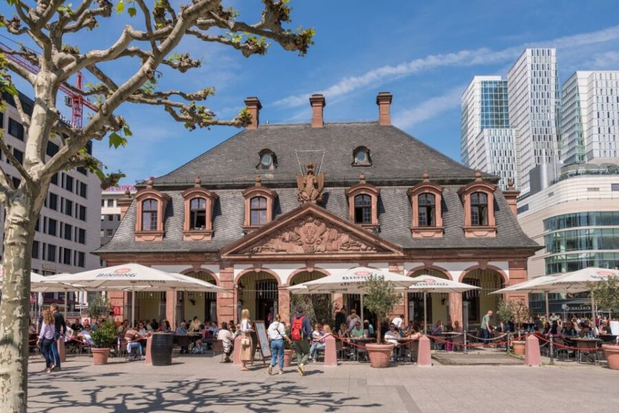Frankfurt Card: Experience Frankfurt at the Best Price - Free Public Transportation