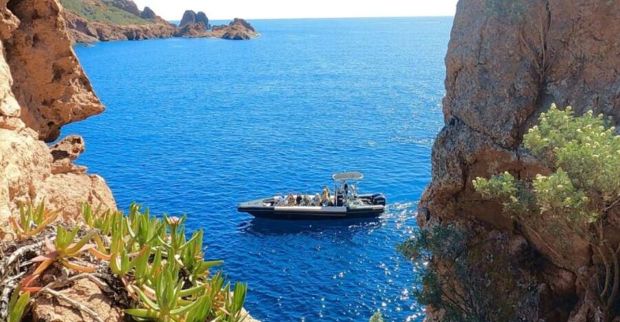 Fréjus: 2:30 AM Sea Excursion by Boat
