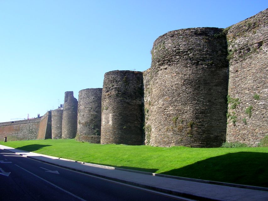 from-a-coruna-guided-day-trip-to-lugo-as-catedrais-beach-exploring-lugos-historic-center