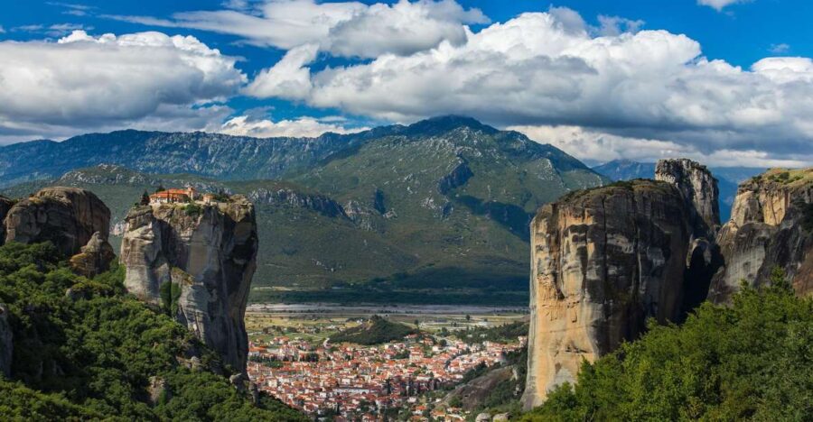 From Athens: Meteora Train Trip With Overnight Stay - Tour Overview