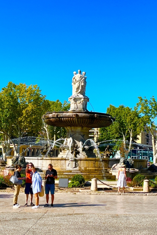 From Avignon: Day Trip to Aix En Provence Market & Luberon